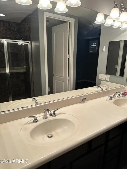 Real Estate Picture 14