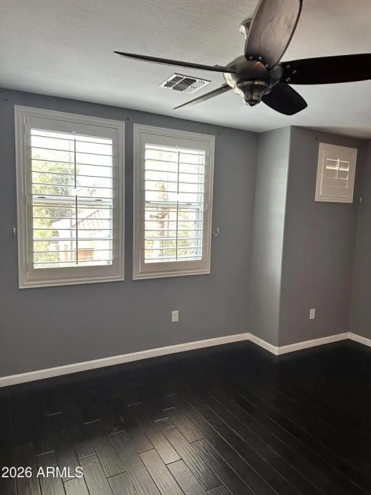 Real Estate Picture 15