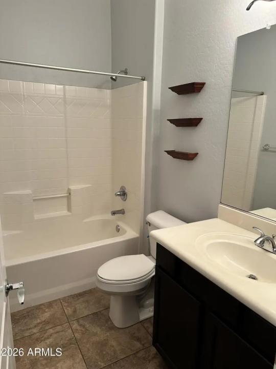Real Estate Picture 19