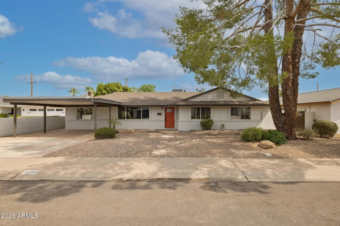 Real Estate Picture 1