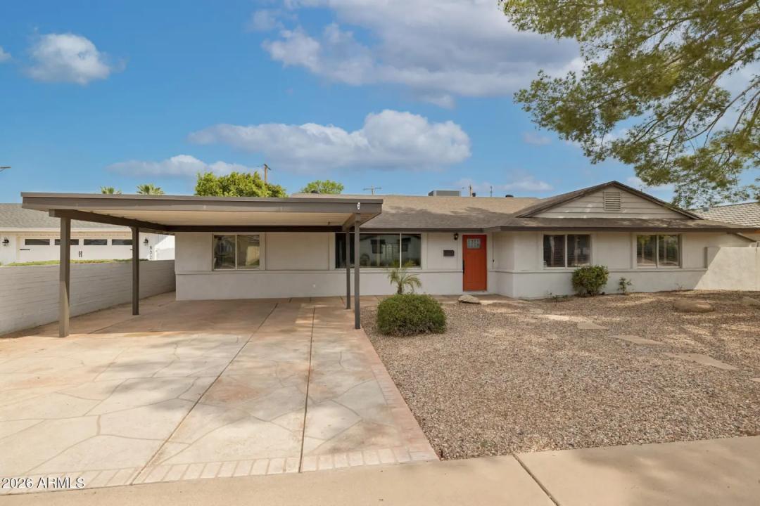 Real Estate Picture 2