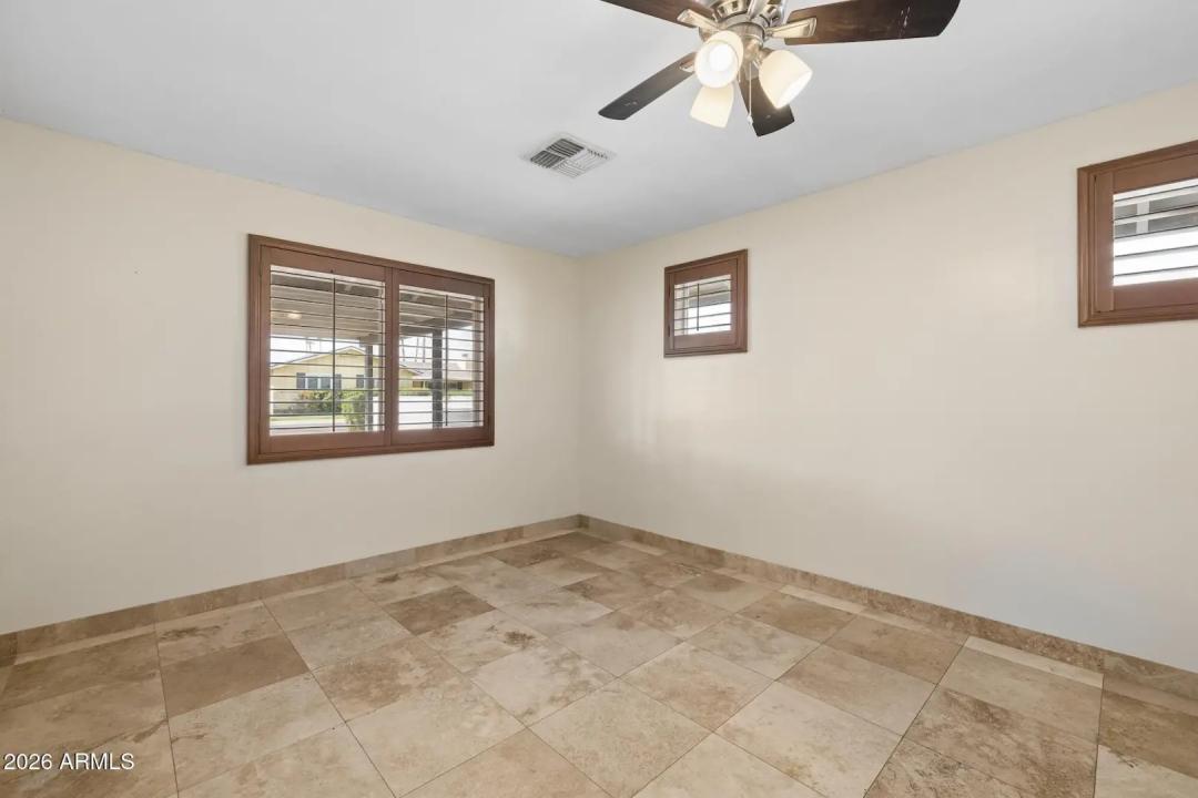 Real Estate Picture 26