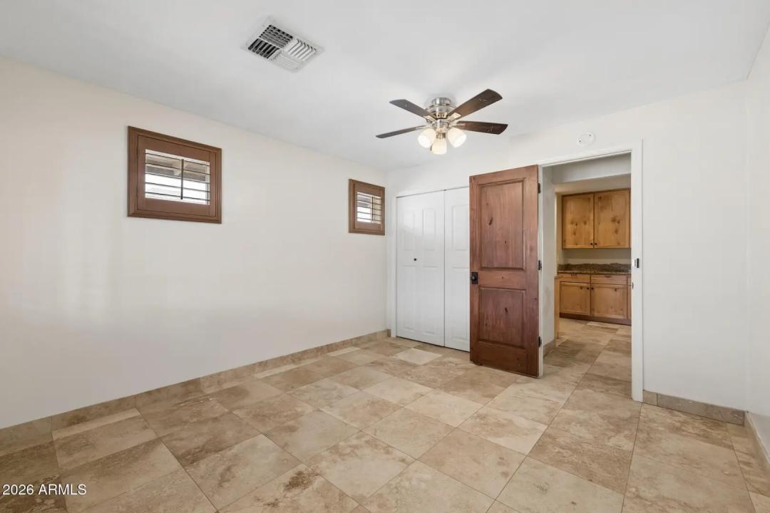 Real Estate Picture 27