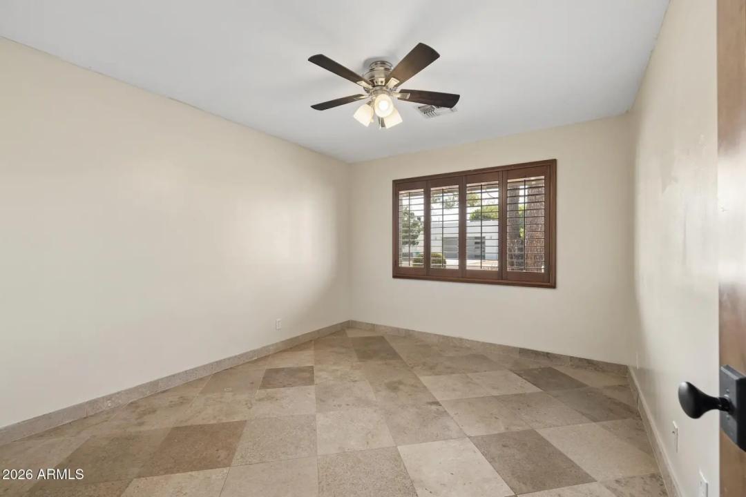 Real Estate Picture 31
