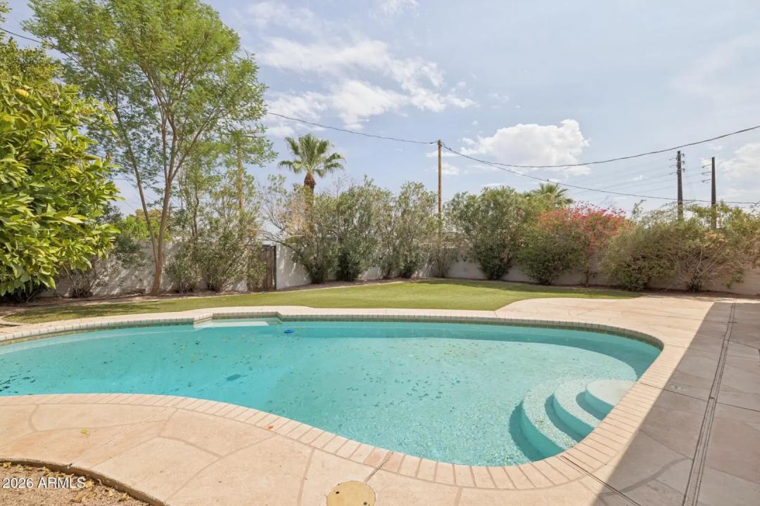 Real Estate Picture 41