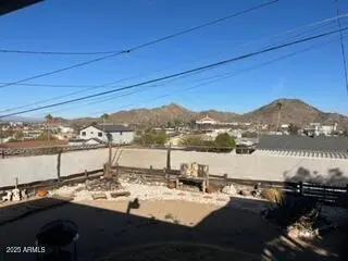 Real Estate Picture 4