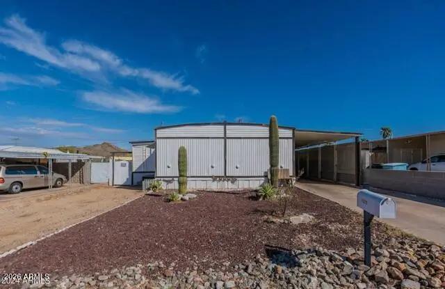 Real Estate Picture 9