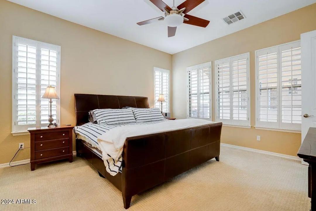 Real Estate Picture 20