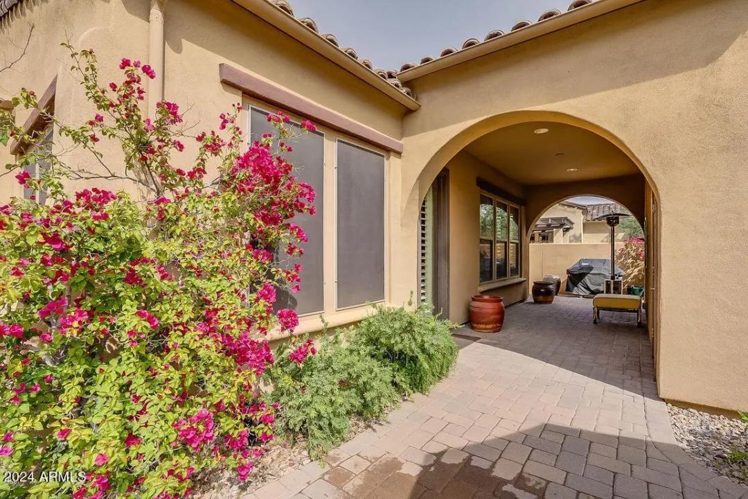 Real Estate Picture 27