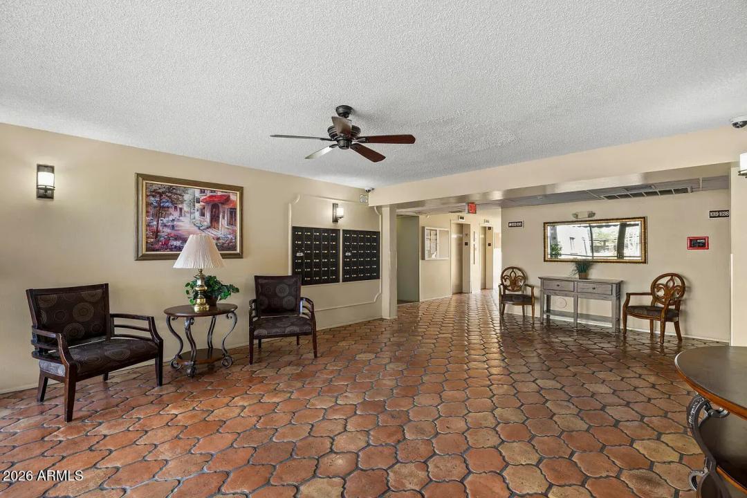Real Estate Picture 13