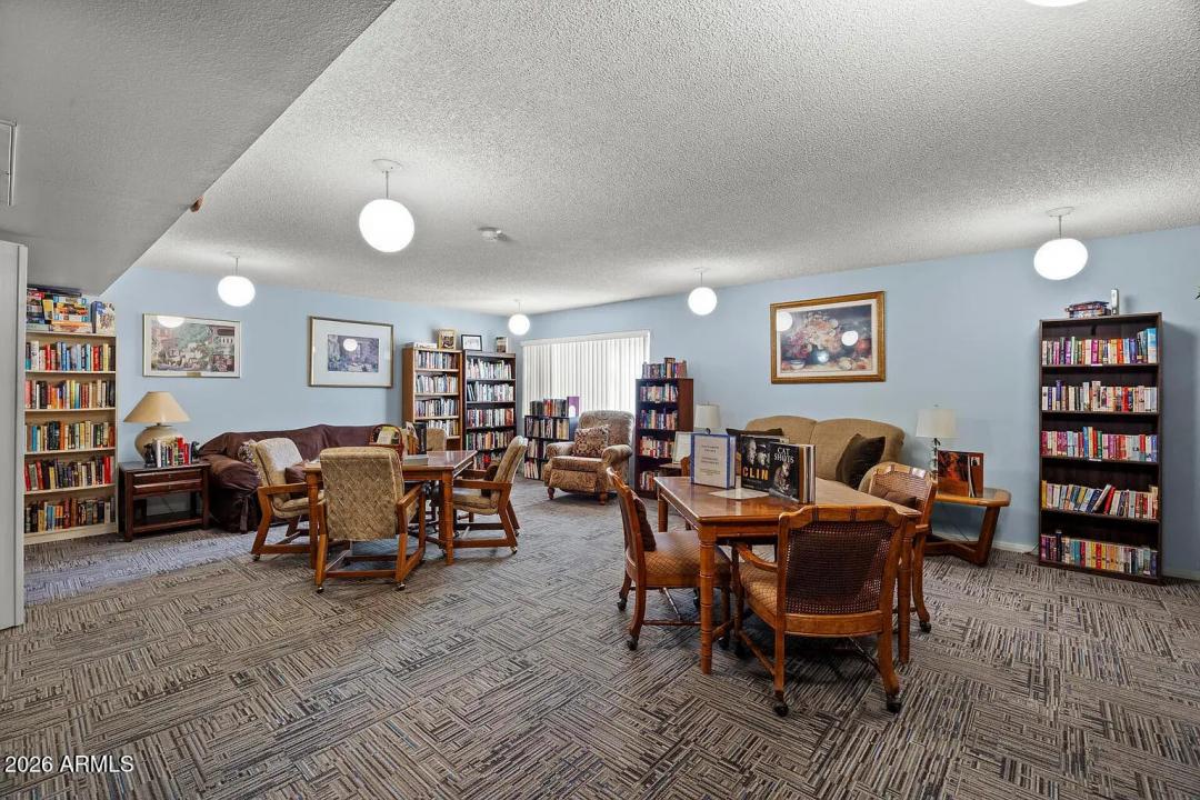 Real Estate Picture 16