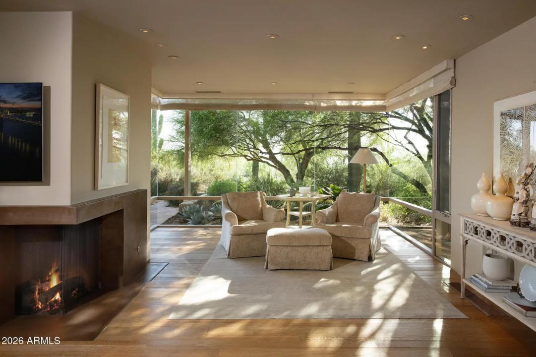 Real Estate Picture 17