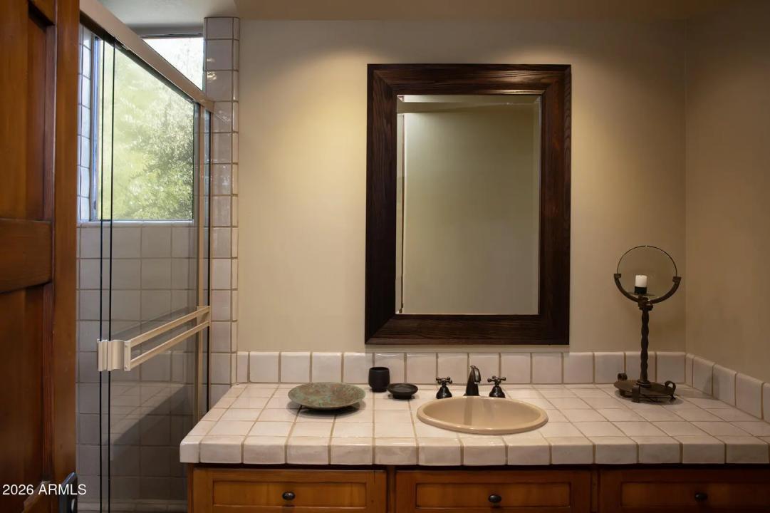 Real Estate Picture 44
