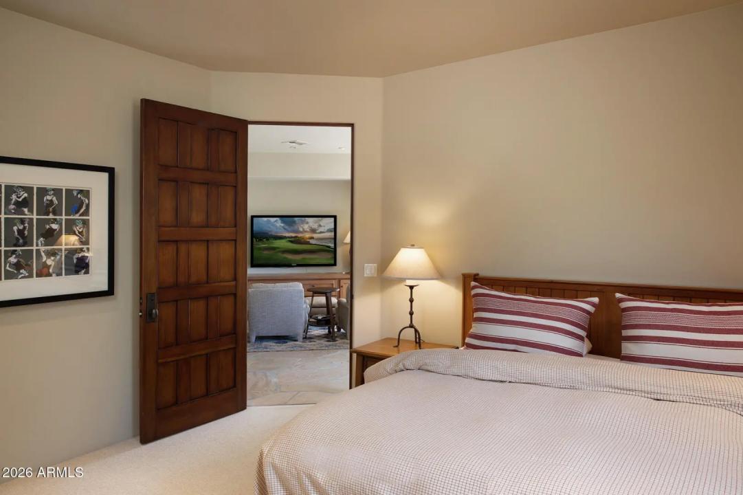 Real Estate Picture 43