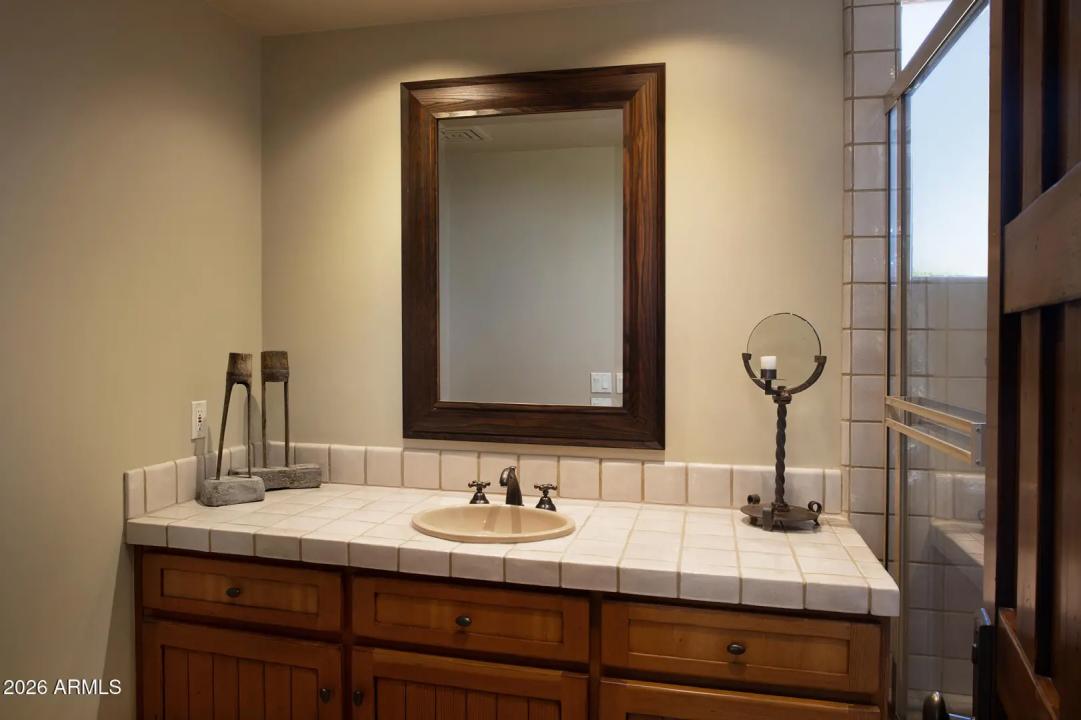 Real Estate Picture 46
