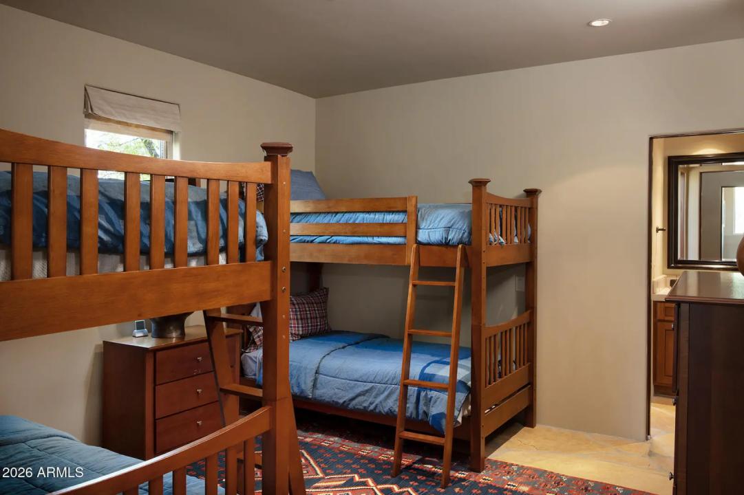 Real Estate Picture 45