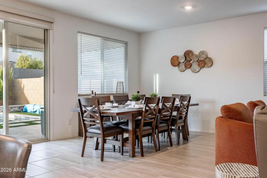 Real Estate Picture 15