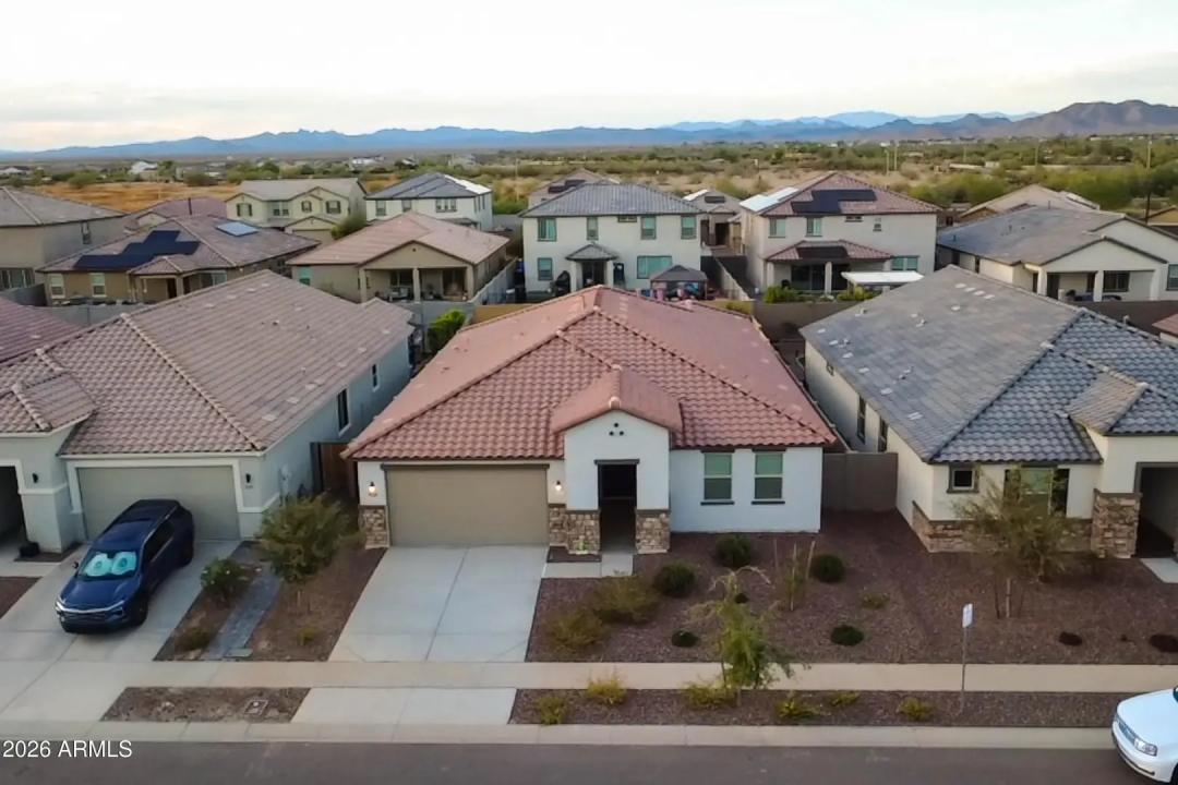Real Estate Picture 39