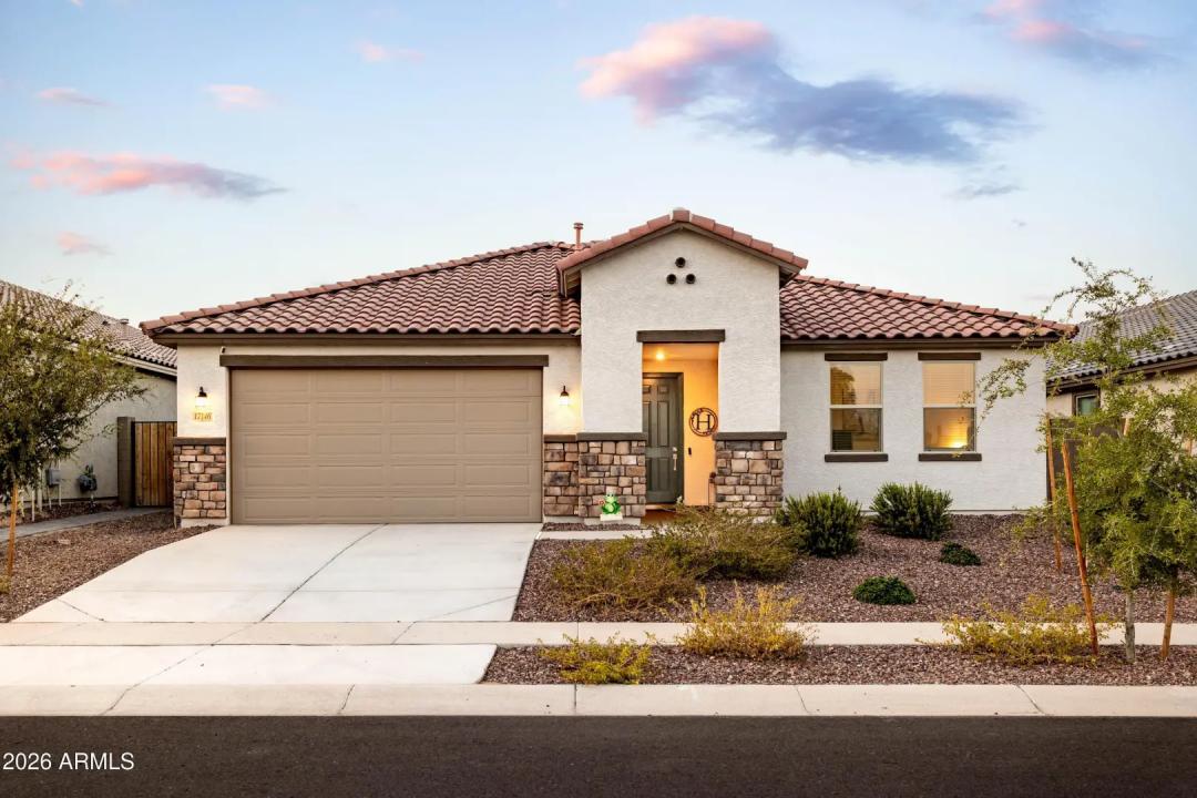 Real Estate Picture 1