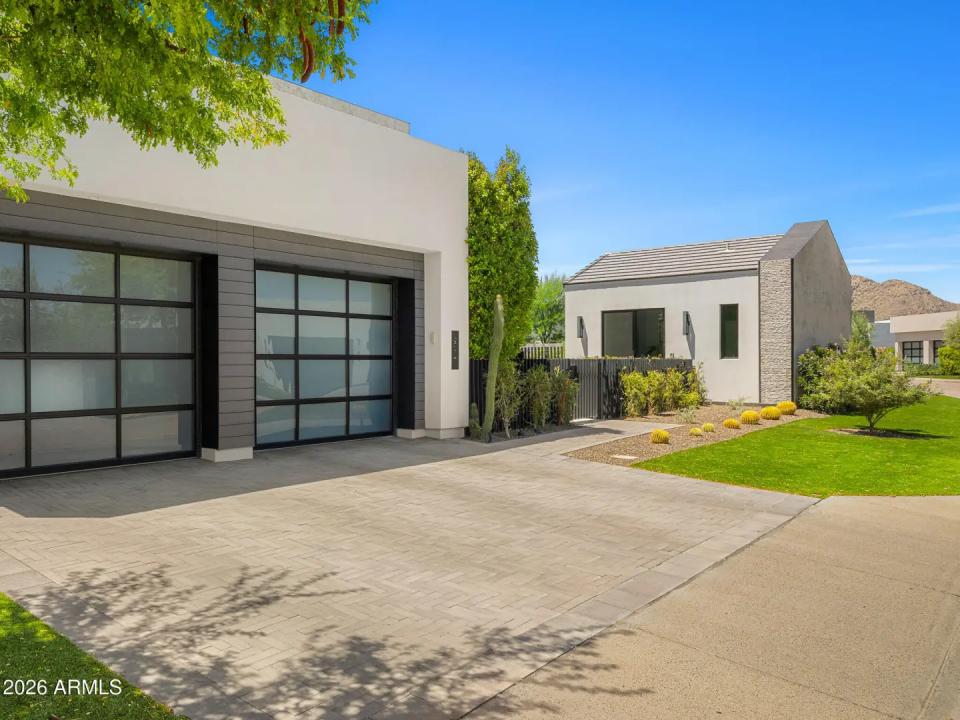 Real Estate Picture 2
