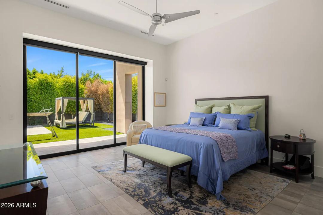 Real Estate Picture 15