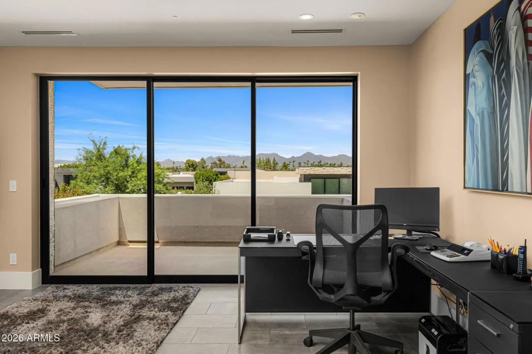 Real Estate Picture 22