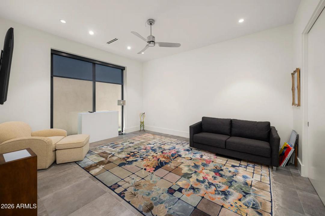 Real Estate Picture 26