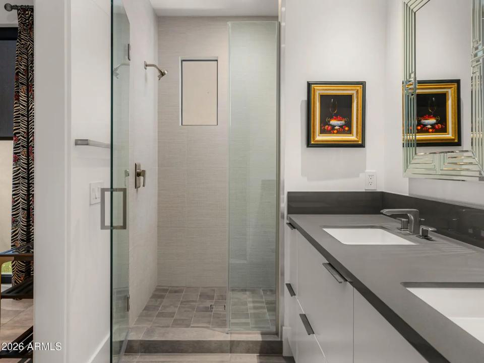Real Estate Picture 30
