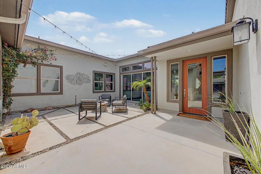 Real Estate Picture 17