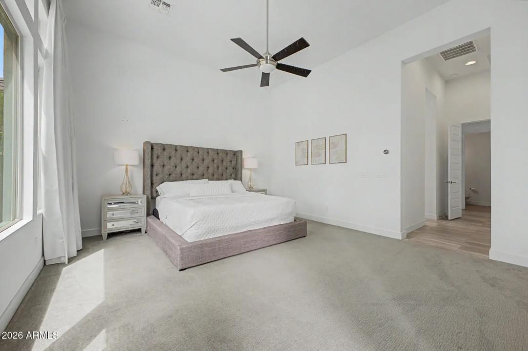 Real Estate Picture 30