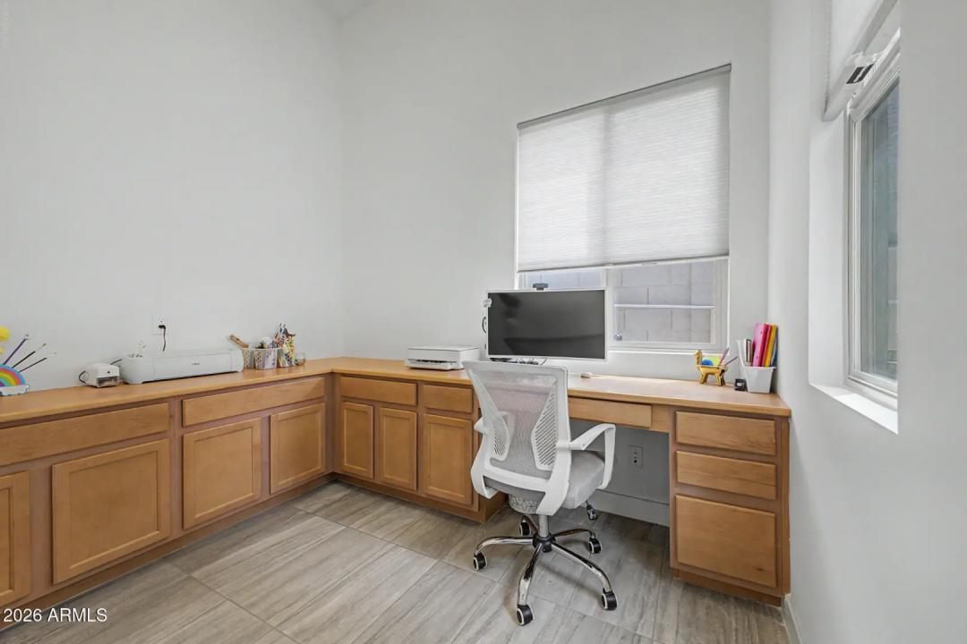 Real Estate Picture 45
