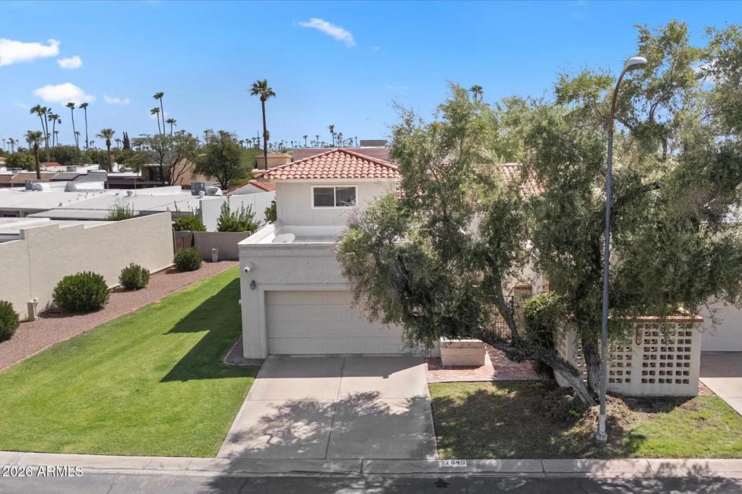Real Estate Picture 1