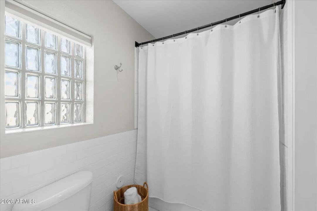 Real Estate Picture 21