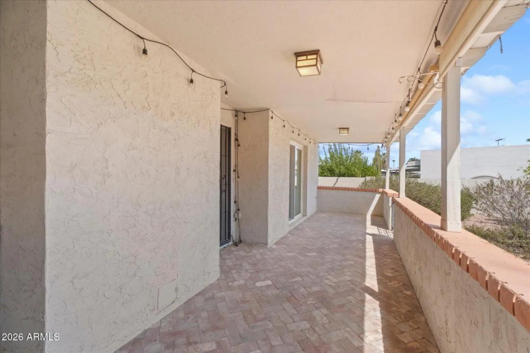 Real Estate Picture 24
