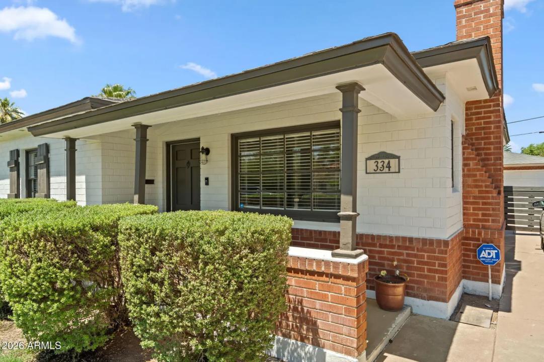 Real Estate Picture 2