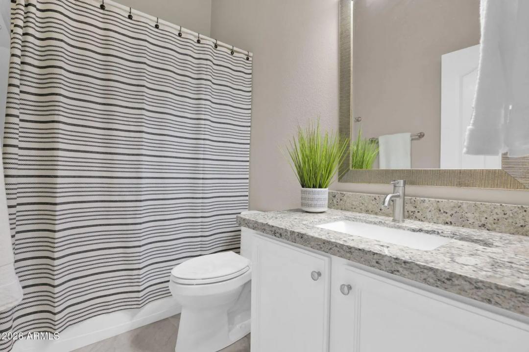 Real Estate Picture 23