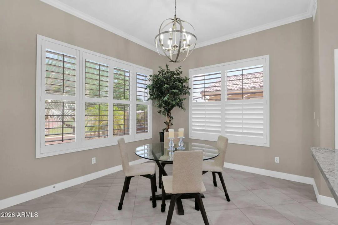 Real Estate Picture 15