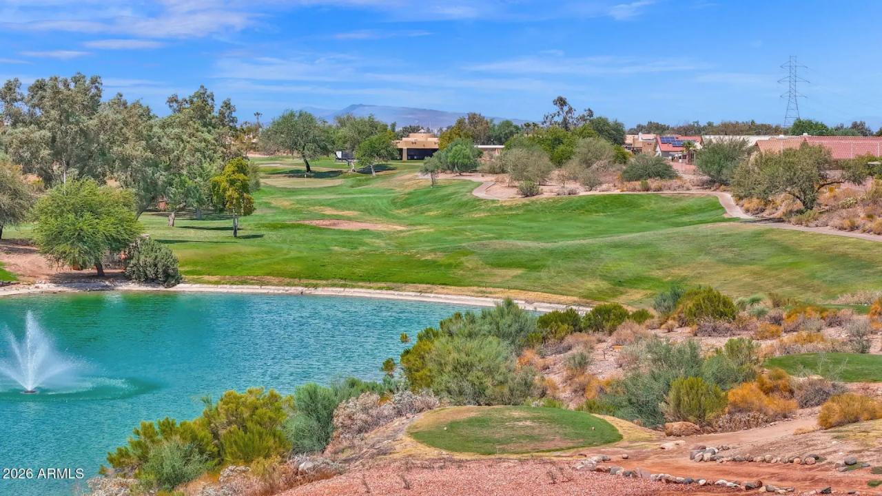 Real Estate Picture 33