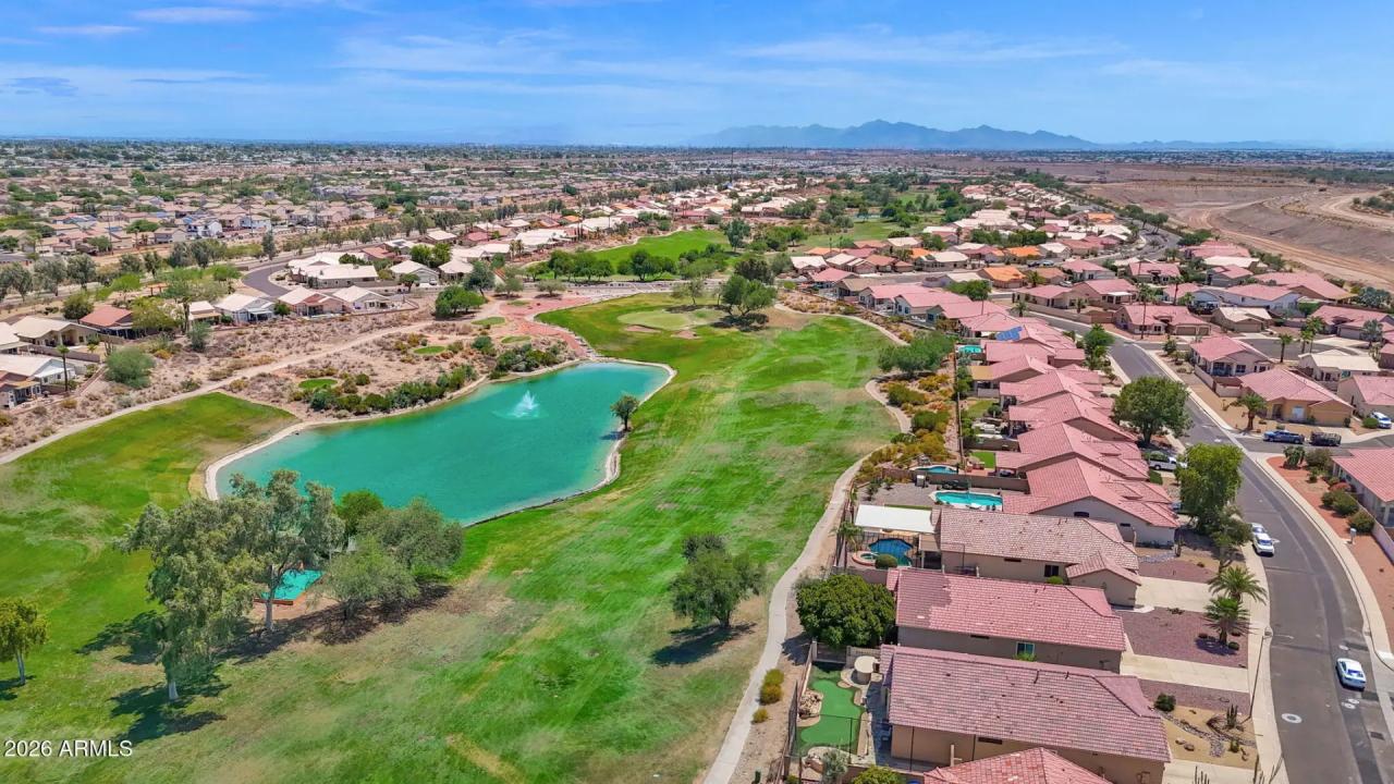 Real Estate Picture 29
