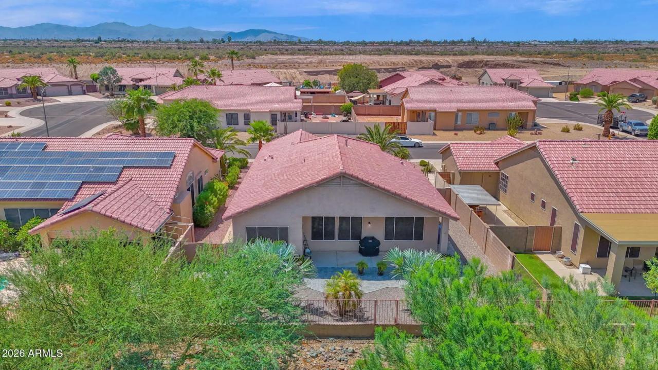 Real Estate Picture 28