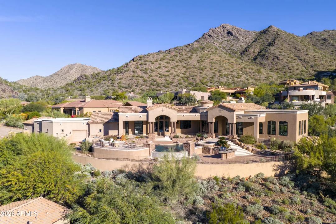 Real Estate Picture 7