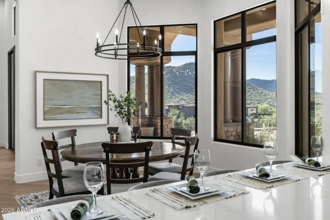 Real Estate Picture 16