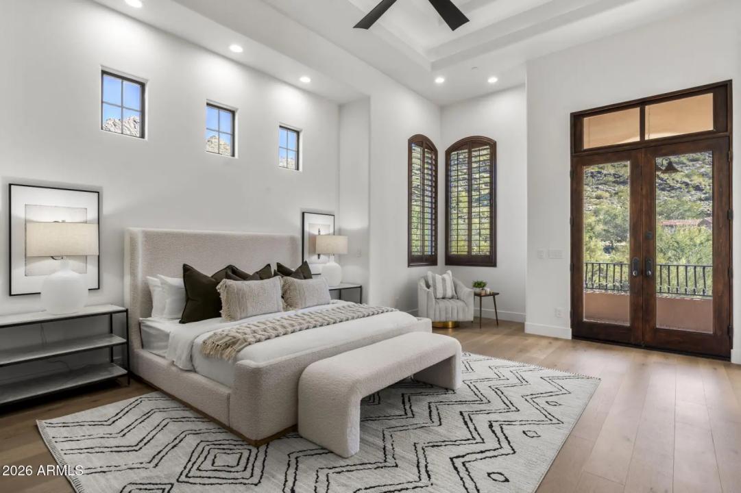 Real Estate Picture 22