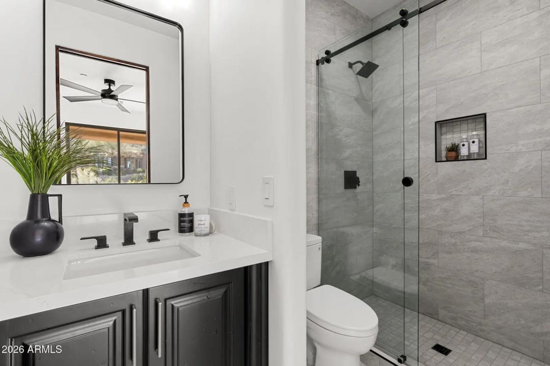 Real Estate Picture 39