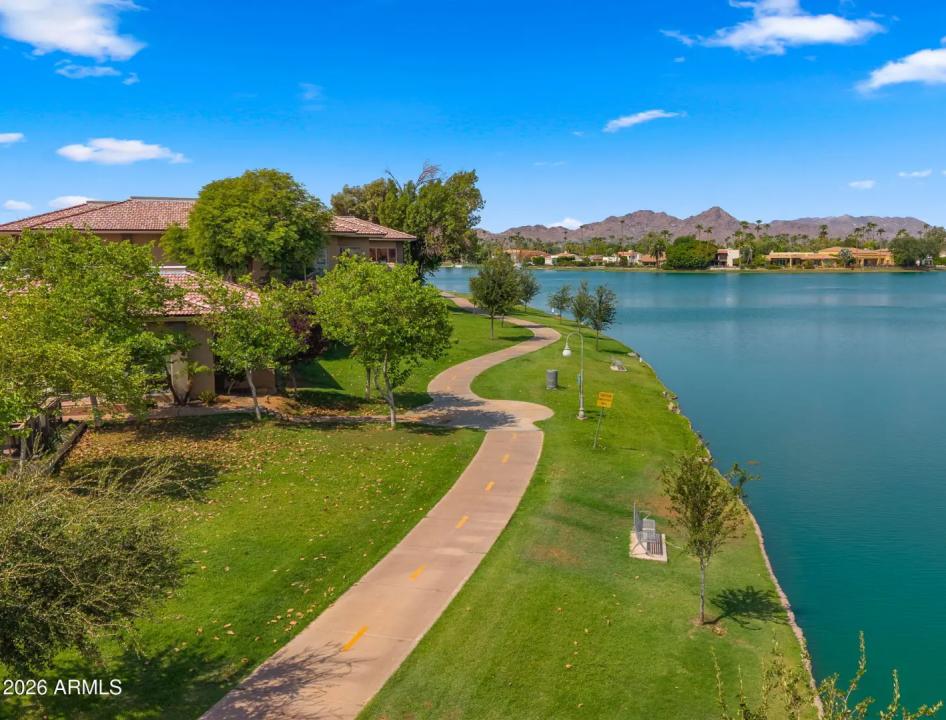 Real Estate Picture 26