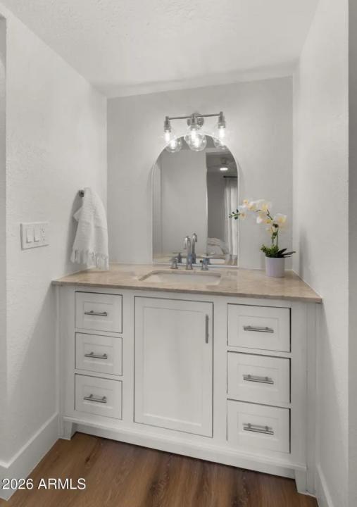 Real Estate Picture 12