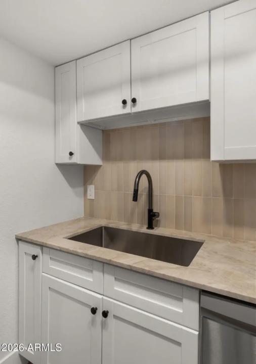 Real Estate Picture 7