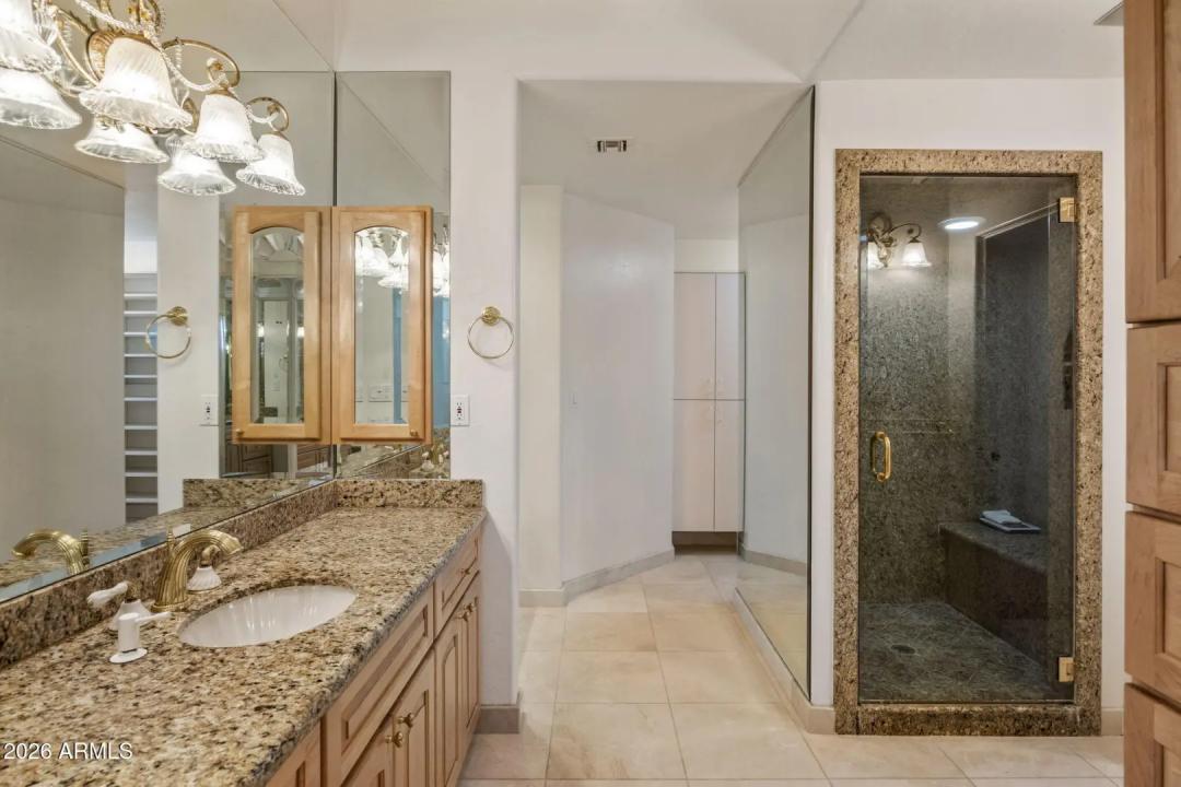 Real Estate Picture 30