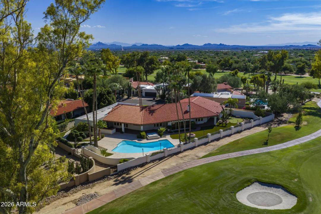 Real Estate Picture 9