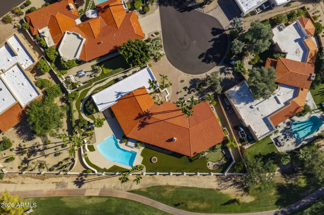 Real Estate Picture 25